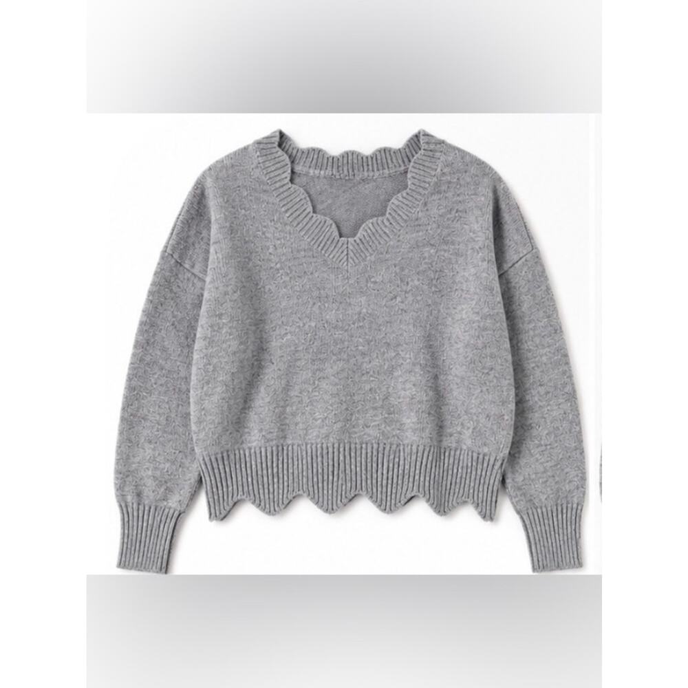 SHEIN Gray Scallop V Neck Knit Sweater Medium
